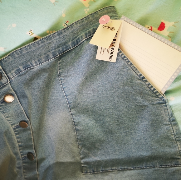 Bought without trying on, didn't like how it fit - Picture 3 of 8